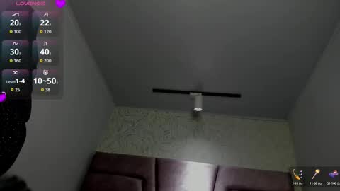 Vicky  online show from November 25, 6:24 am