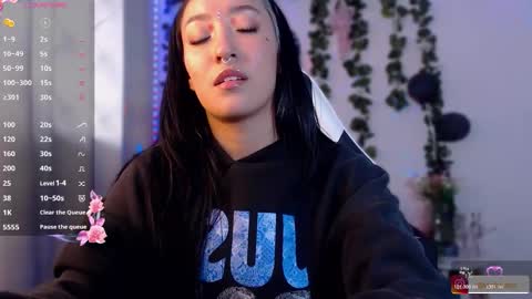 Victoria  online show from February 26, 5:56 pm