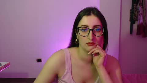 Victoria online show from November 24, 9:03 pm