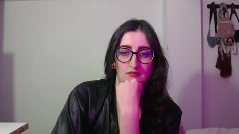 Victoria online show from February 10, 8:57 pm