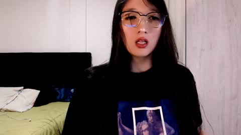 Snapshot of victoria_smile_ chatting on January 7, 10:08 pm Victoria online show from January 7, 10:08 pm