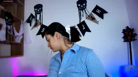 Victoria online show from October 11, 11:53 am