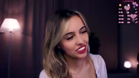 Anasteisha  Day Helen  Night online show from September 18, 7:27 pm