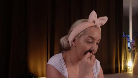 Diddy online show from February 6, 12:04 am