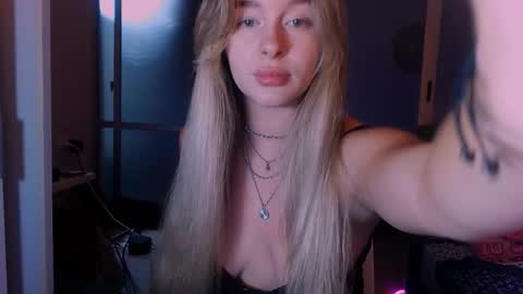 Eva and Victor online show from October 26, 12:11 pm