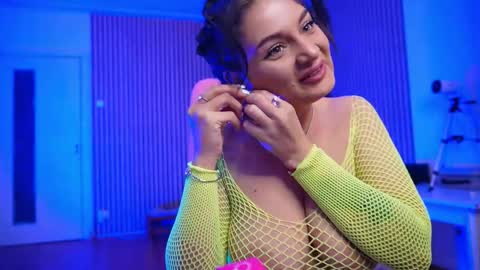 victoriarim online show from February 27, 6:24 am