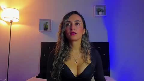 victoriia_rose_ online show from January 18, 2:04 am