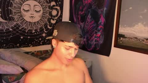 Victorino Jhonson online show from December 15, 1:02 am