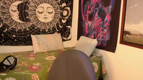 Victorino Jhonson online show from December 22, 5:42 pm