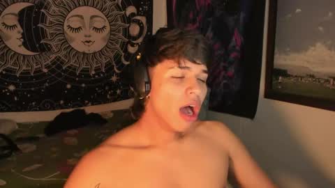 Victorino Jhonson online show from March 1, 4:15 am