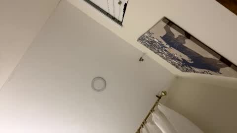 victoryd007 online show from March 25, 8:20 am