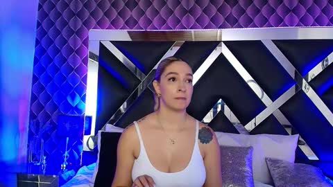 victtoria lee online show from October 24, 9:22 pm