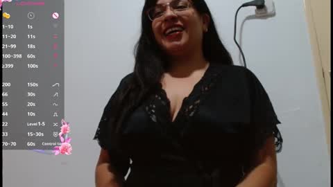 Astrid Collins online show from December 16, 6:40 am