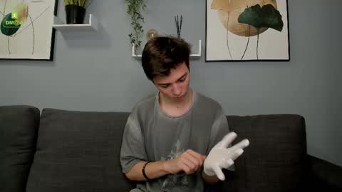 Viego Pattel online show from October 17, 4:20 pm