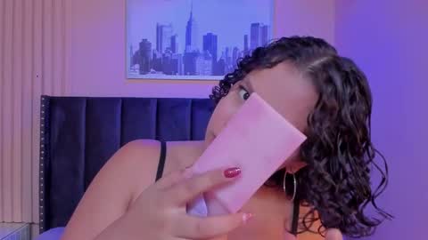 Viiolett online show from January 11, 8:21 pm