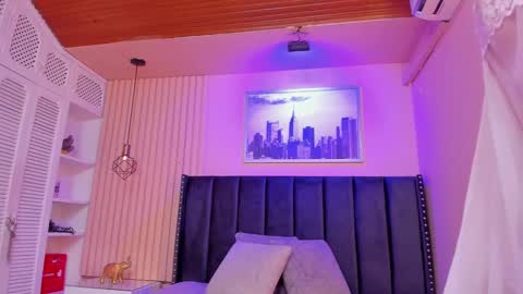 Viiolett online show from January 15, 7:12 pm