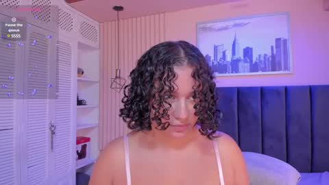 Viiolett online show from March 6, 2:30 am