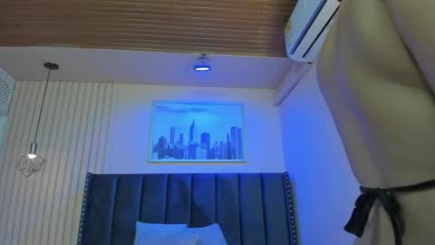 Viiolett online show from September 9, 8:52 pm