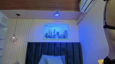 Viiolett online show from October 17, 9:06 pm