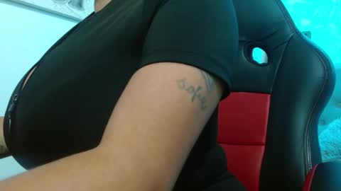 viioleta online show from January 6, 12:20 pm