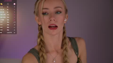 vika54784 online show from November 23, 4:01 am