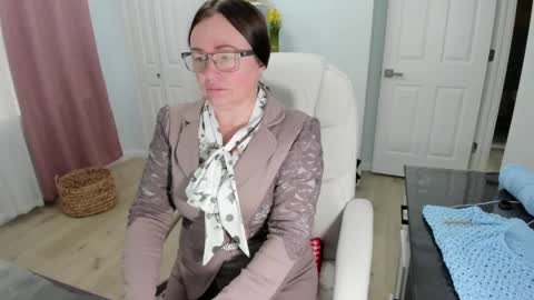 Ukrainian-woman online show from February 15, 2:11 pm