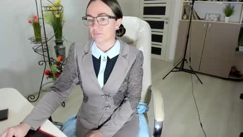 Ukrainian-woman online show from December 21, 6:20 am