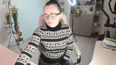 Ukrainian-woman online show from February 2, 6:23 am