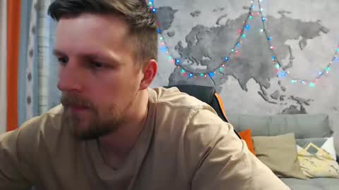 vikingchrisss online show from December 29, 9:28 am