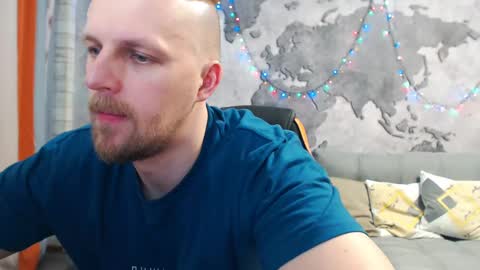 vikingchrisss online show from January 16, 11:04 am