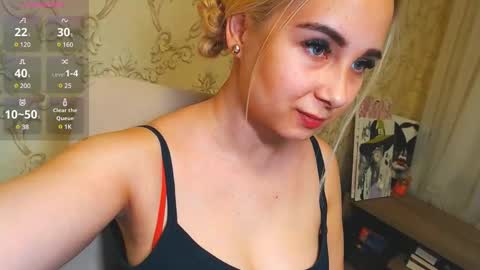 Snapshot of vikiwaitingforyou chatting on February 2, 2:02 pm Vitoria online show from February 2, 2:02 pm