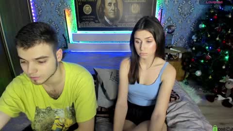 vikki and george online show from January 12, 6:59 pm