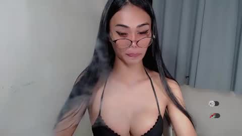 Snapshot of vikkylustfull chatting on February 11, 11:44 pm vikkylustfull online show from February 11, 11:44 pm