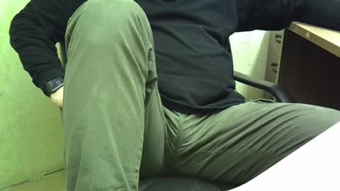 Snapshot of viknik16cm chatting on October 30, 4:58 am viknik16cm online show from October 30, 4:58 am