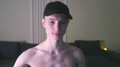 Snapshot of viksons chatting on December 25, 3:28 pm Max online show from December 25, 3:28 pm