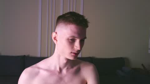 Snapshot of viksons chatting on February 8, 4:04 pm Max online show from February 8, 4:04 pm