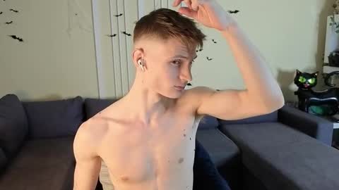 Snapshot of viksons chatting on October 29, 6:09 pm Max online show from October 29, 6:09 pm