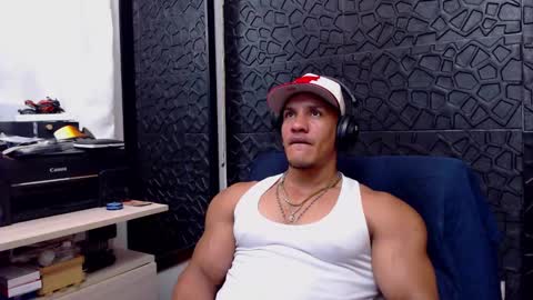 Viktor Herrera online show from February 24, 7:19 pm