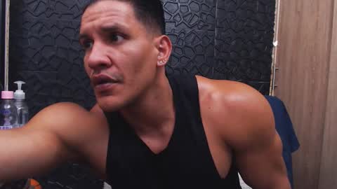 Viktor Herrera online show from November 7, 4:18 pm