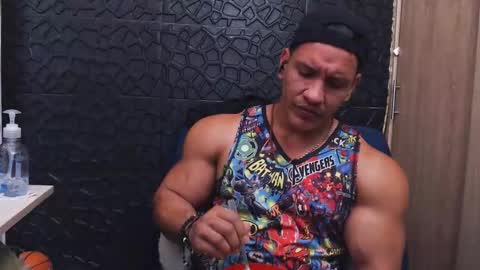 Viktor Herrera online show from November 9, 6:06 pm