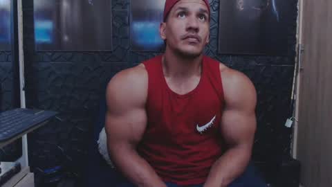 Viktor Herrera online show from April 28, 5:18 pm