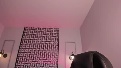 Victoria online show from February 8, 4:54 pm