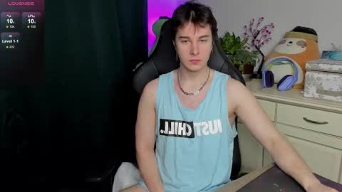 Vincent Strong online show from February 2, 8:57 am