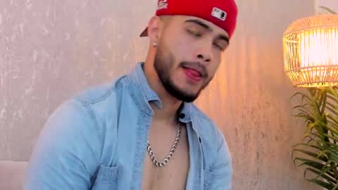 Vincent online show from September 12, 4:12 am