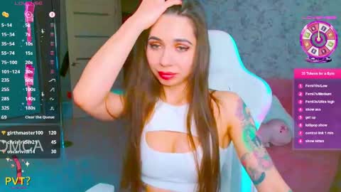 Vinkiepinkie online show from April 30, 9:52 pm