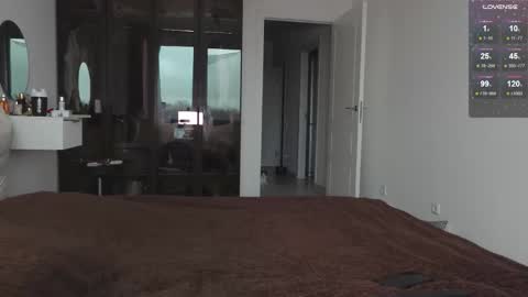 Snapshot of vinkitinkii chatting on October 28, 7:34 am vinkitinkii online show from October 28, 7:34 am