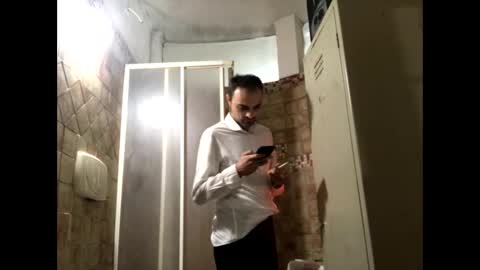 Snapshot of vinmin90 chatting on October 19, 10:54 pm Zenith online show from October 19, 10:54 pm