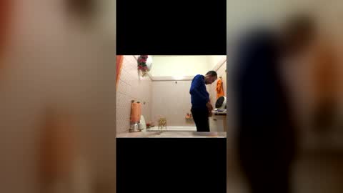 Snapshot of vinmin90 chatting on December 2, 9:32 pm Zenith online show from December 2, 9:32 pm