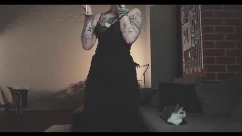 Diva Silvia online show from January 22, 4:23 pm