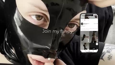 Diva Silvia online show from January 18, 6:12 pm